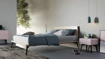 Letto in legno di abete spazzolato con piedini retrò Dolcevita 1824 di Fratelli Mirandola